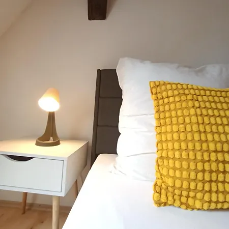 Altdorf Zentral, Stadtnaehe Nbg • Toplage 96qm 3zi Apartmán *