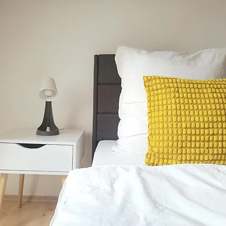 Altdorf Zentral, Stadtnaehe Nbg • Toplage 96qm 3zi Apartamento